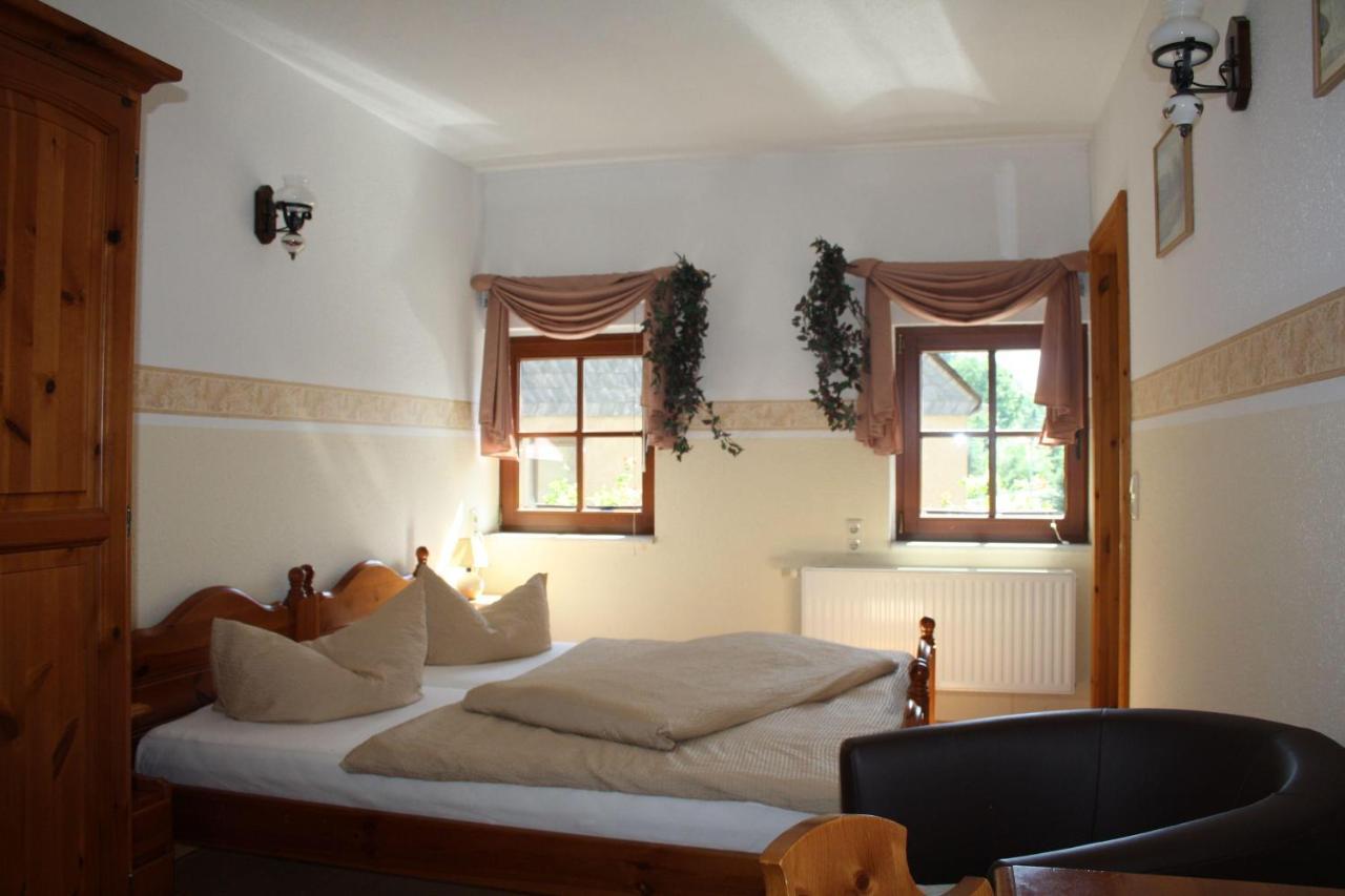 Doppelzimmer-In-Wiesa Thermalbad Wiesenbad Extérieur photo
